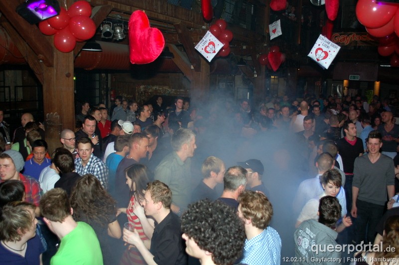Gay Factory (15)