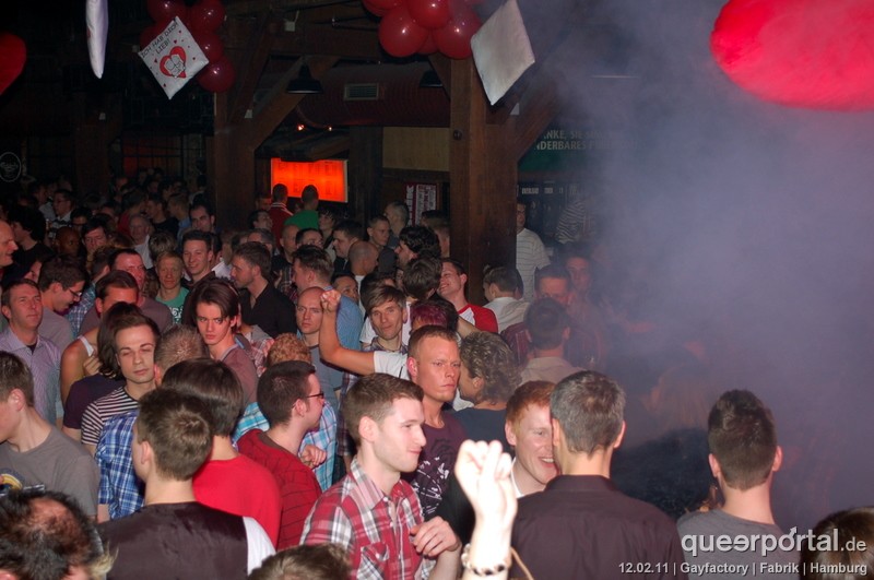 Gay Factory (53)